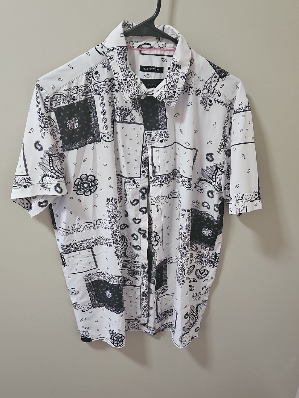 Men's Short Sleeve Bandana Print Shirt - White/Black